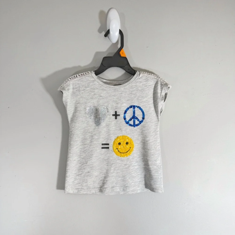 The Children’s Place Lace Shoulder Top Girl’s Size 4 XS Heart Peace Smiley Face